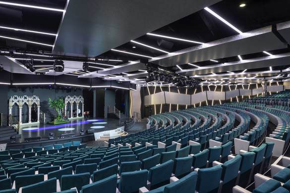 MSC Cruises, MSC Bellissima, The London Theatre 1, Copyrights - MSC Rights, Ivan Sarfatti.jpg